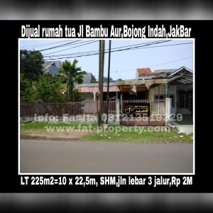 Dijual rumah tua di Jl Bambu Aur no belasan,Bojong Indah,JakBar