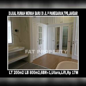 Dijual rumah di Taman Permata Buana, Jl Pulau Pamegaran,Jakarta Barat
