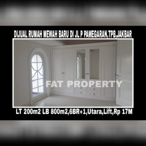 Dijual rumah di Taman Permata Buana, Jl Pulau Pamegaran,Jakarta Barat