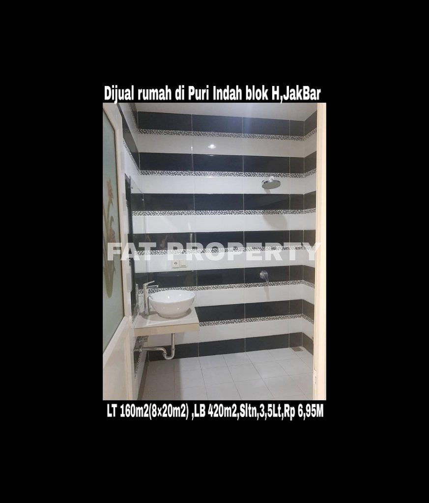 Dijual cepat rumah bagus di komplek perumahan elite di Puri Indah blok H,Jakarta Barat.