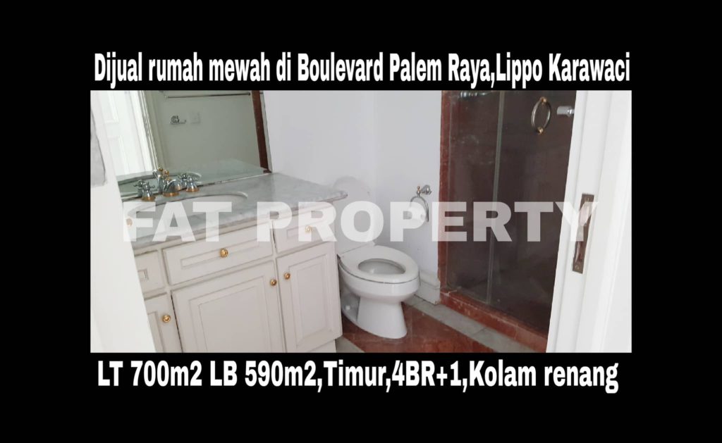Dijual rumah mewah dgn kolam renang di Jl Boulevard Palem Raya (BPR 2329),Lippo Karawaci.