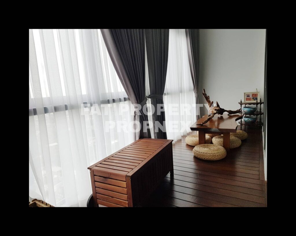 Dijual unit secondary PENTHOUSE KEMANG VILLAGE, integrated development terlengkap di Jakarta Selatan.