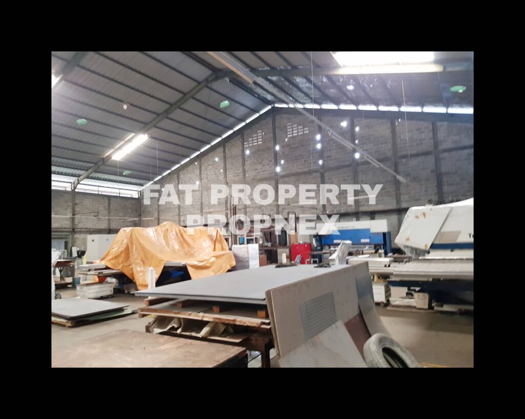 Dijual pabrik fabrikasi baja/metal dan kayu di Cileungsi,Bogor.