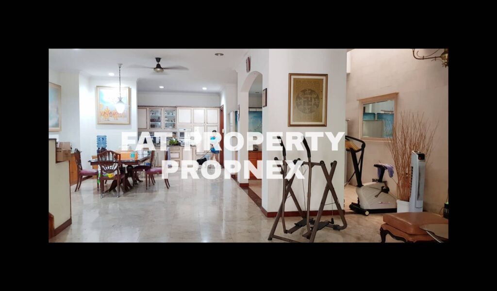 Dijual rumah di Puri Indah,Jakarta Barat.Dekat sekolah IPEKA & Pasar Puri.