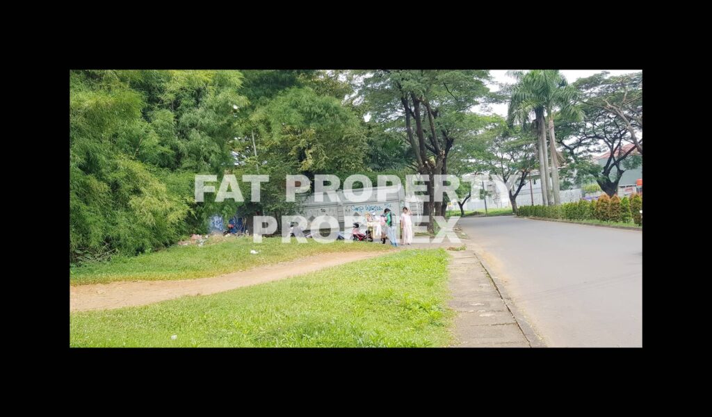 Dijual lahan komersil di Taman Villa Meruya,Jakarta Barat.