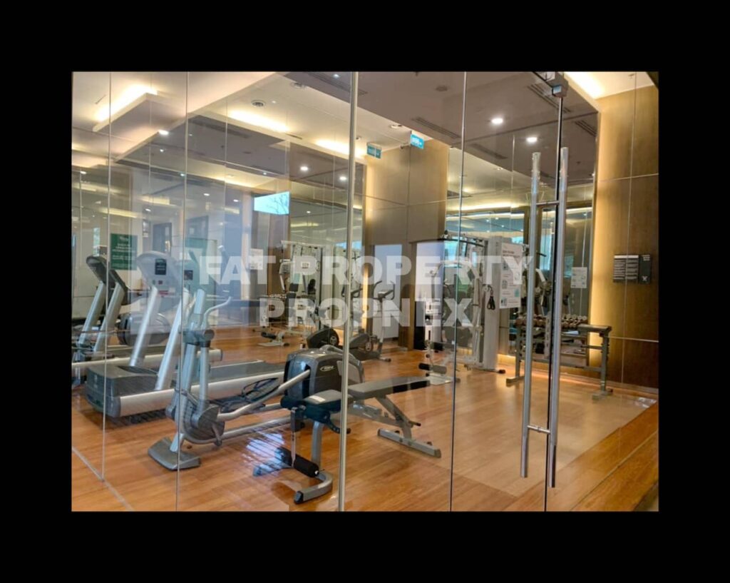Dijual super signature penthouse di lantai tertinggi Apartement Kemang Village Tower Empire,tower sebelah lobby utama Lippomal Kemang