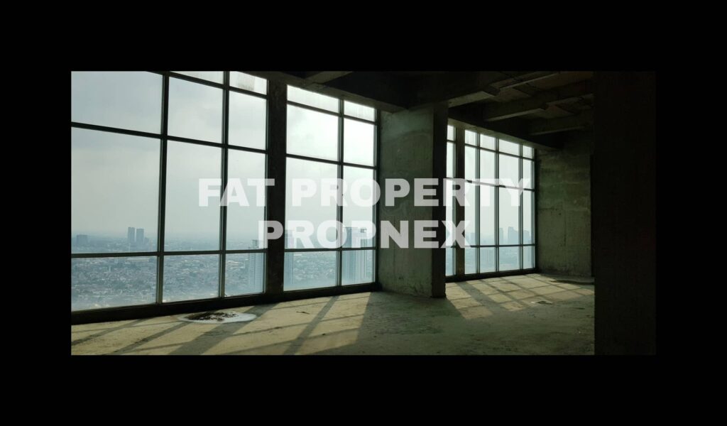 Dijual super signature penthouse di lantai tertinggi Apartement Kemang Village Tower Empire,tower sebelah lobby utama Lippomal Kemang