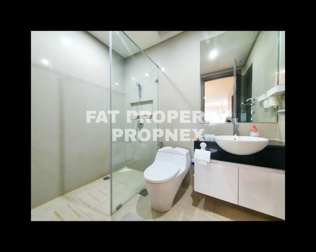 Disewakan Apartment ST MORITZ  Tower New Presidential,tower terbaru dan terkeren dgn infinity pool di rooftop spt di MBS Singapore.