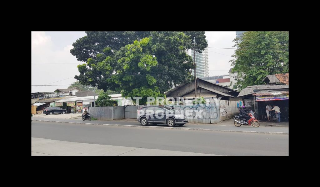 Dijual kavling komersil samping fly over sebrang Sekolah Notredam,Jl Kembang Kerep,Puri Indah,Jakarta Barat.
