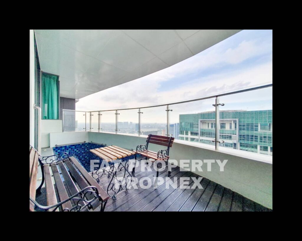 Disewakan Apartment ST MORITZ  Tower New Presidential,tower terbaru dan terkeren dgn infinity pool di rooftop spt di MBS Singapore.