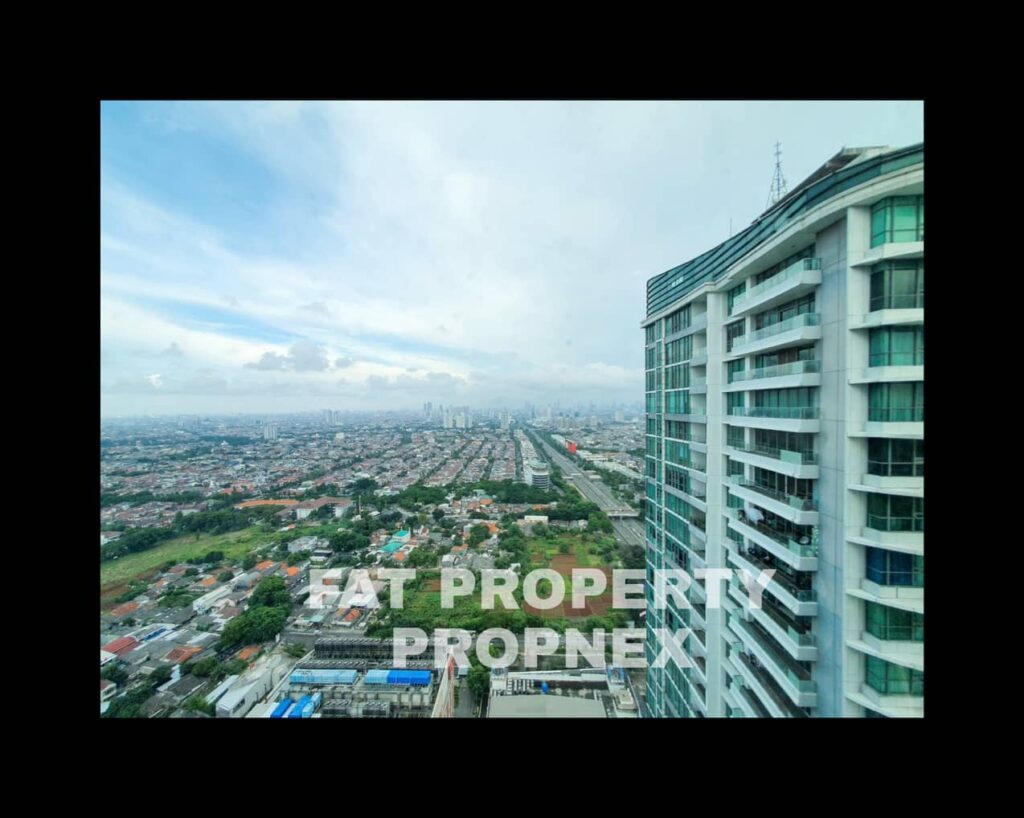 Disewakan Apartment ST MORITZ  Tower New Presidential,tower terbaru dan terkeren dgn infinity pool di rooftop spt di MBS Singapore.