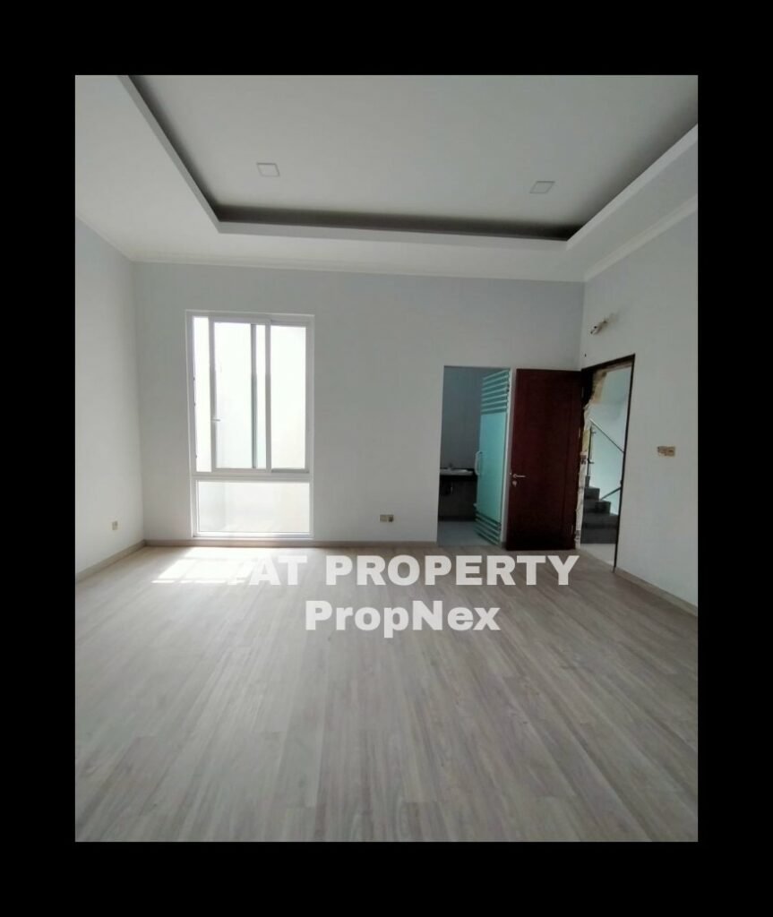 Dijual rumah mewah baru di komplek perumahan mewah PURI INDAH Blok E,Jakarta Barat. 