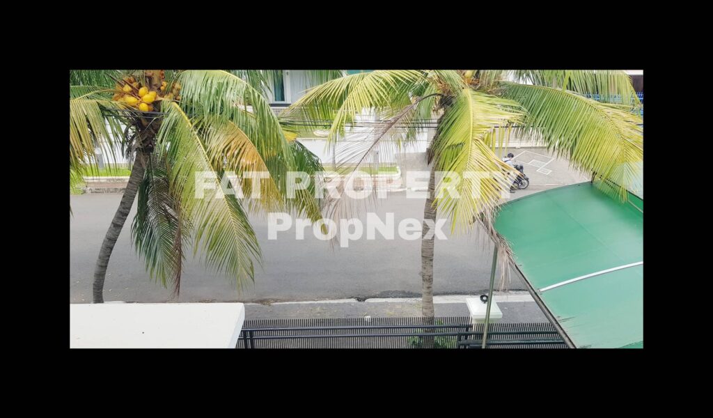 Dijual/disewakan rumah di komplek perumahan mewah PURI INDAH Blok H,Jakarta Barat.