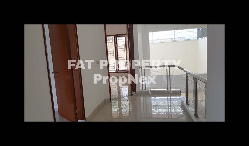 Dijual/disewakan rumah di komplek perumahan mewah PURI INDAH Blok H,Jakarta Barat.