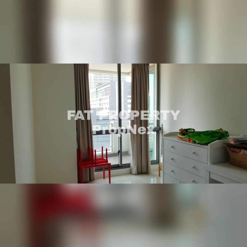 Dijual Apartment ST MORITZ Tower Ambasador, tower paling strategis di tengah2 mal.