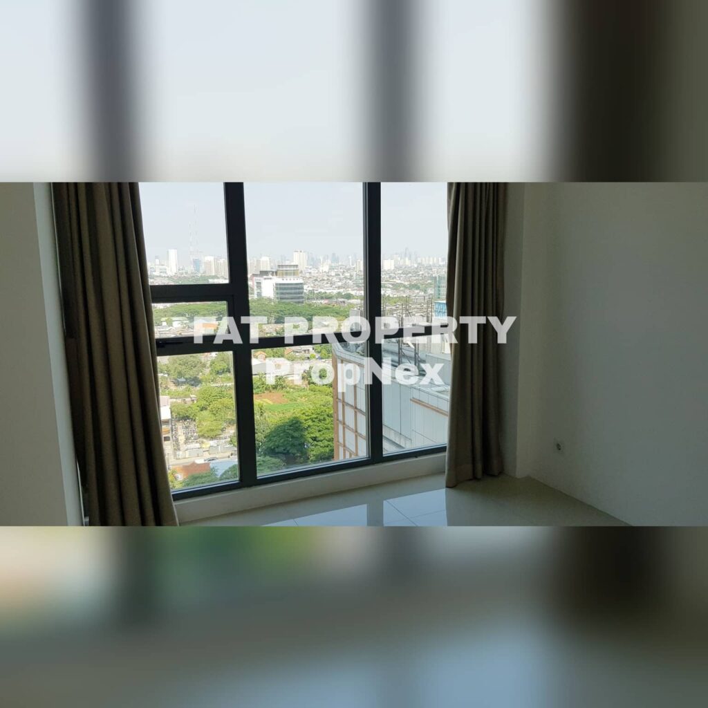 Dijual Apartment ST MORITZ Tower Ambasador, tower paling strategis di tengah2 mal.